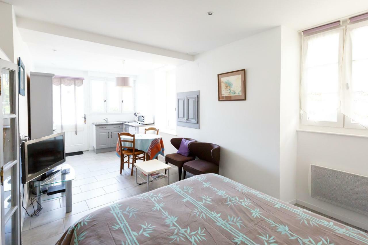 Апартаменти Studio Le Nid Du Saleys Салі-де-Беарн Екстер'єр фото